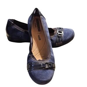 Clarks Navy Blue Suede Buckle Comfort Ballet Flats‎ women's shoes size 7.5